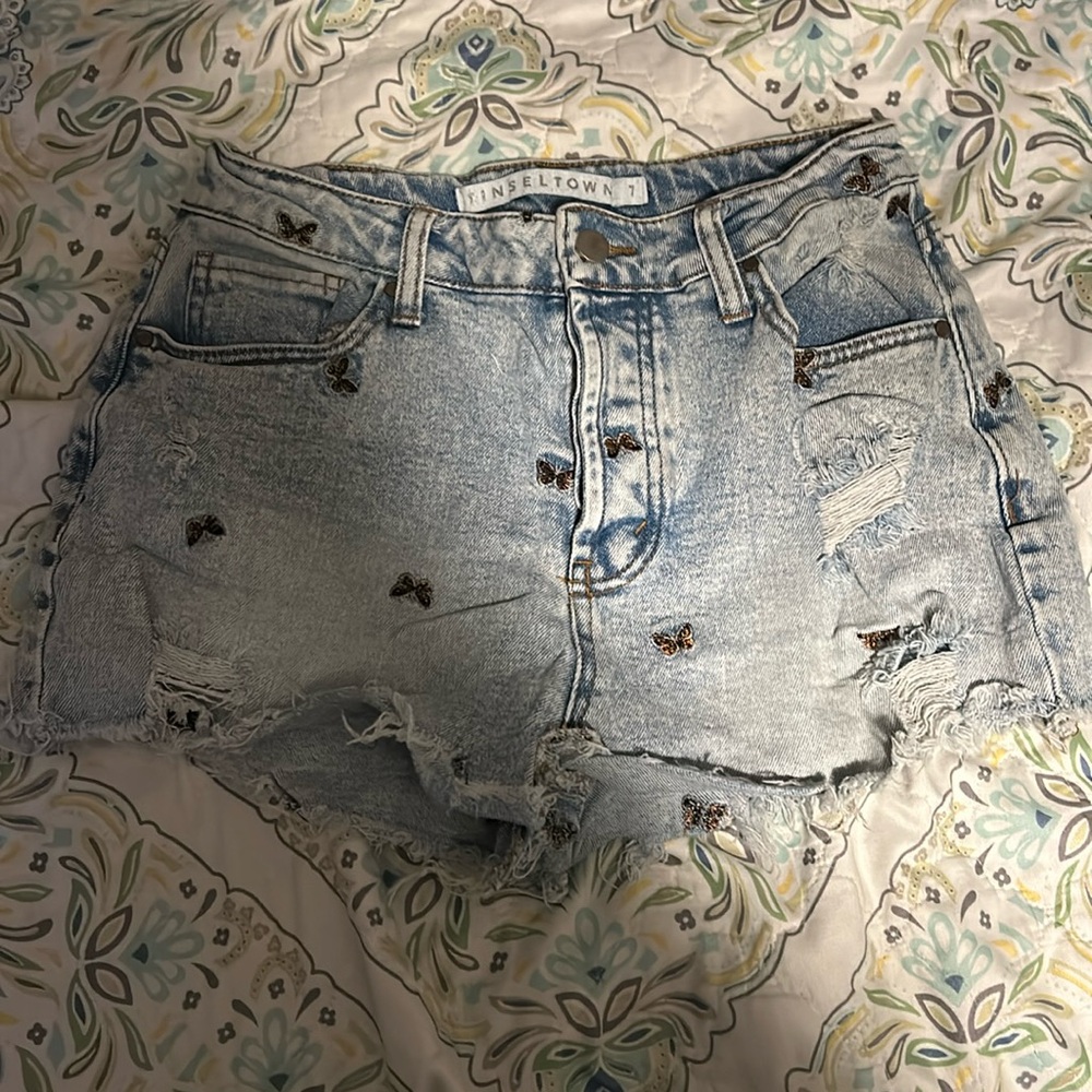 Tinseltown butterfly jean shorts